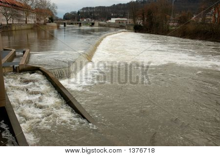 Fiume Weser In Hamelin