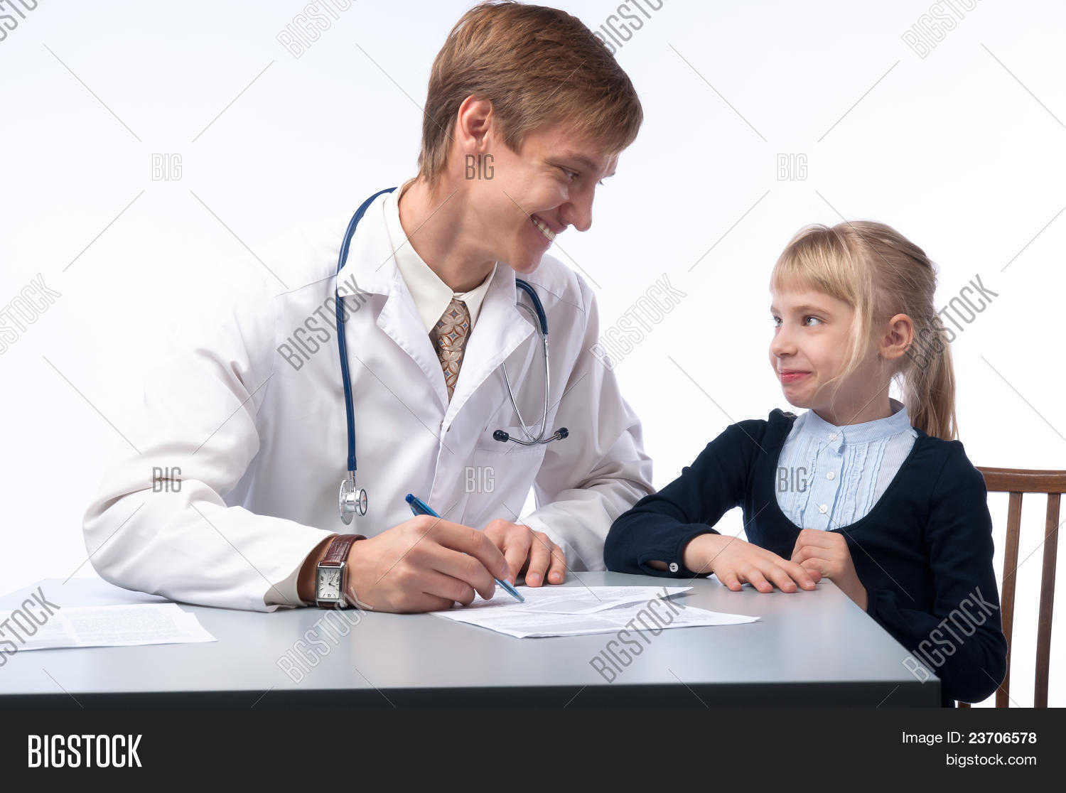 проект школьная медицина. медик в школе. медосмотр детей. медицинский работник в школе. что делает врач школы.