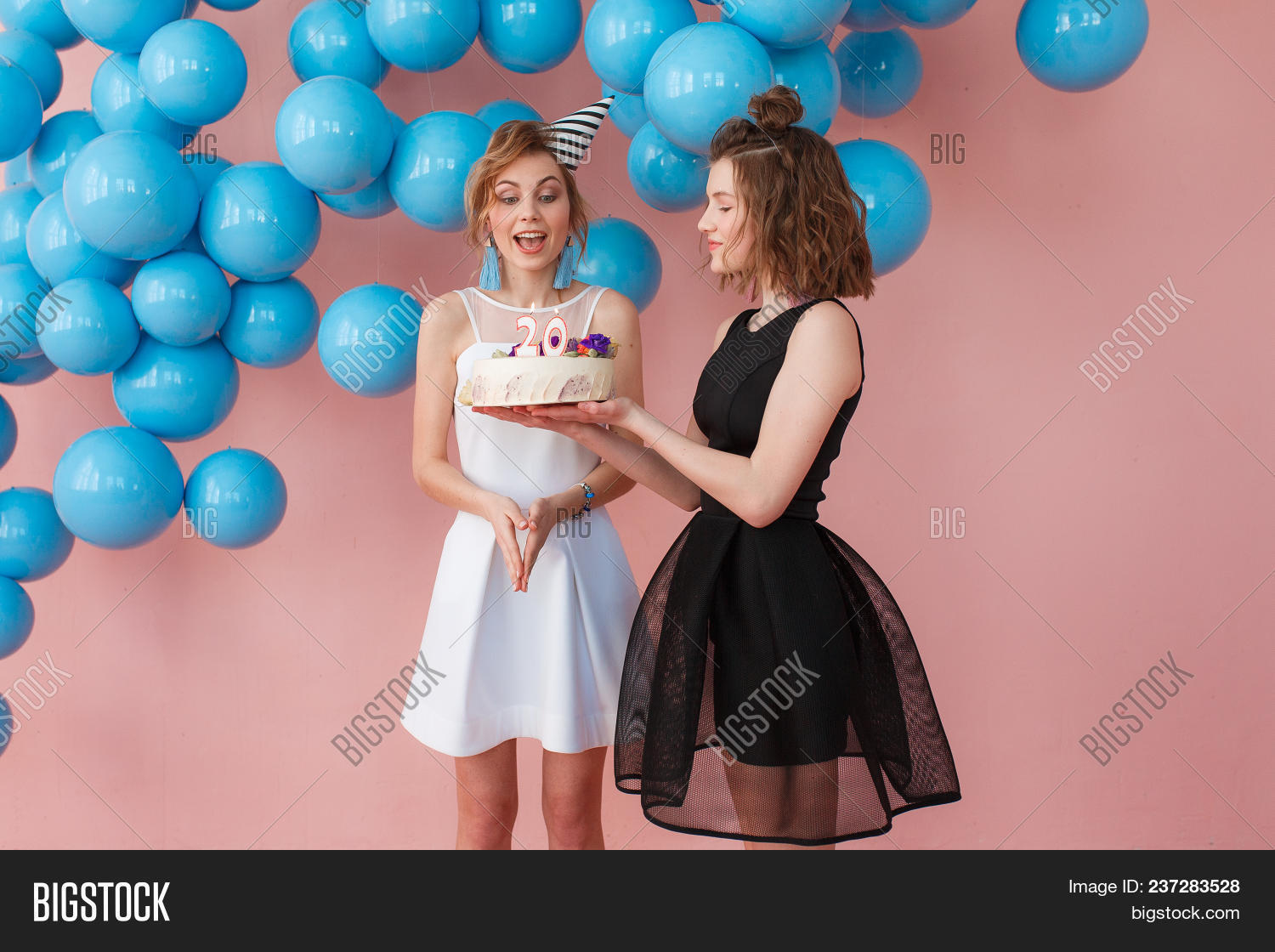 С подругой отметили юбилей - 20 фото С подругой отметили юбилей - 20 фото