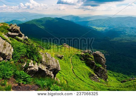Path To A Tiger Face Cliff Above The Valley. Spectacular Landscape Of Carpathian Mountains In Summer