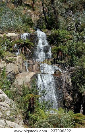 The Easily Accessible But Beautiful Fainter Falls In The High Country - Bogong, Victoria, Australia
