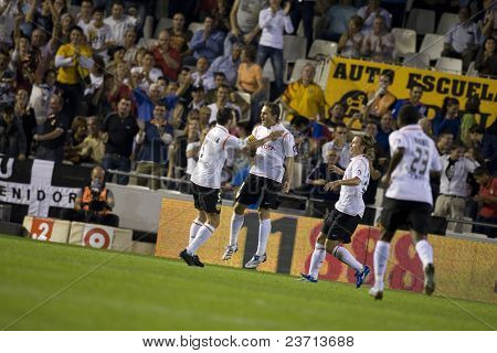 สเปนลีแข่งขันฟุตบอลหรือฟุตบอลในยุโรป - บาเลนเซีย vs Espanyol - Octuber 2007 - 2007-2008 