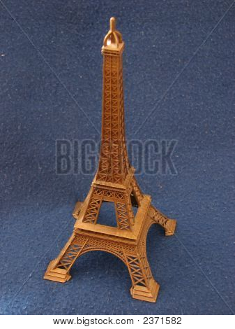 パリ、エッフェル塔