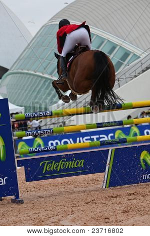 VALENCIA, Španělsko - 9. května: Neznámý jezdec zúčastnil globálního Champions Tour Valencia 20