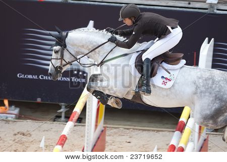 VALENCIA, Spanien - maj 8: Rider Laura Kraut, hest Tortola, USA i Global Champions Tour Valencia