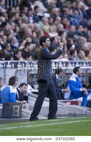 VALENCIA, Spanien - være 30. oktober - Jose Aurelio Gay Zaragoza træner i spansk fodbold ligakampen