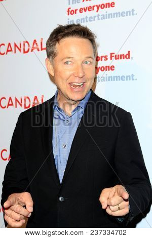 LOS ANGELES - APR 19:  George Newbern at the The Actors Fund's 
