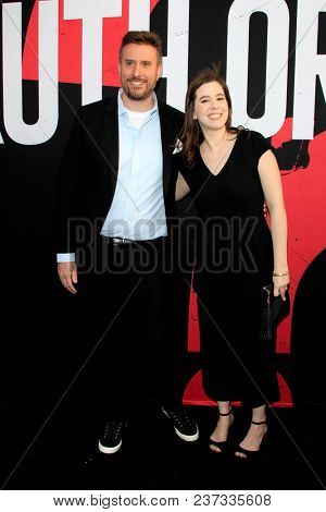 LOS ANGELES - APR 12:  Chris Roach, Jillian Jacobs at the 