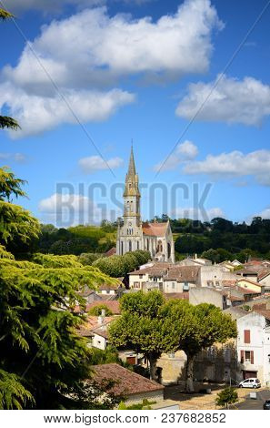 Nerac, ancient French town lying on both sides of the Baise River, tourist destination