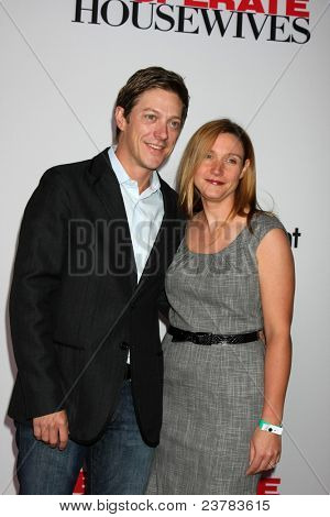 LOS ANGELES - SEPT 21: Kevin Rahm, forlovede ankommer på den 
