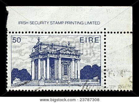 Irland-CIRCA 1982: et frimærke, trykt i Irland viser et billede af den Casino på Marino, ligger i Marin