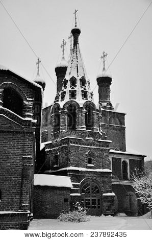 Krutitskoe Podvorye Architectural Religeous Site In Moscow
