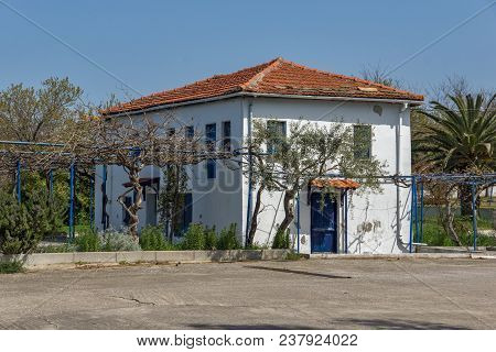 Thassos, Greece - April 5, 2016: Old Houses In Skala Rachoniou, Thassos Island, East Macedonia And T
