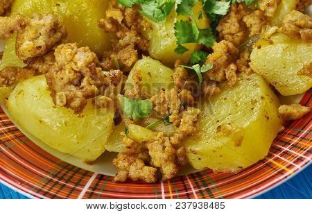 Pakistani Aalo Ki Bhujia
