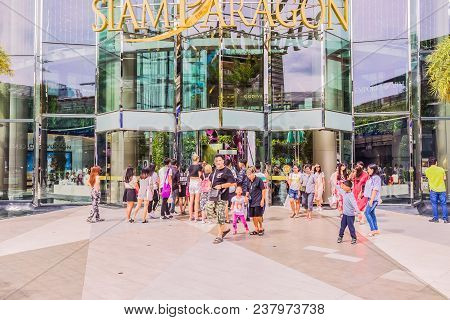Bangkok, Thailand - July 8, 2017: Crowd Of People Is Walking In Front Of 