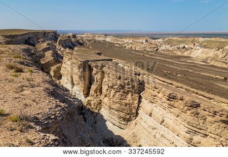 Panorama view to Aral sea from the rim of Plateau Ustyurt near Aktumsuk cape at Karakalpakstan, Uzbekistan
