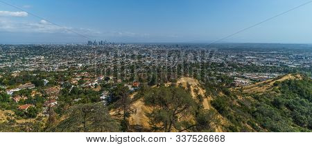 Los Angeles Panorama, California, Usa - Cityscape And Griffith Observatory