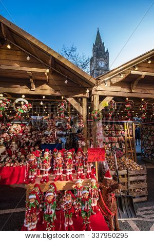 Manchester, United Kingdom - November 29, 2019: Christmas Markets In Albert Square Near The Town Hal