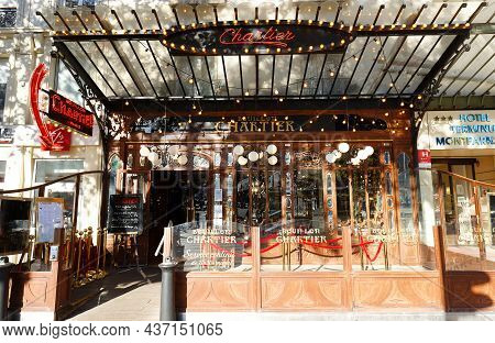Paris, France-october 14, 2021 : Since Its Creation In 1896, Restaurant Bouillon Chartier Has Earned