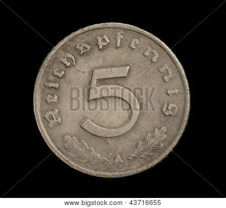 Fünf Reichspfennig Münzen.