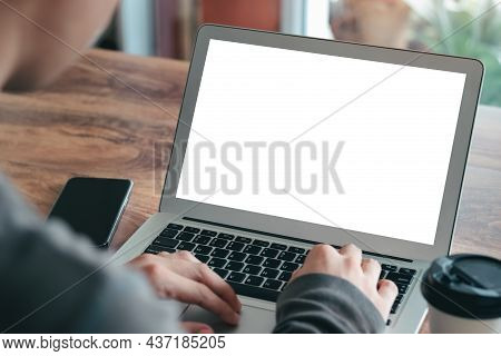 Mockup Copy Space Computer Notebook Laptop Concept , A Man's Hand Using A Laptop On Internet Website