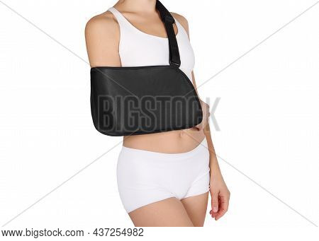 Shoulder Joint Brace. Bandage On The Shoulder Joint (scarf) With Additional Fixation. Deso's Handwra