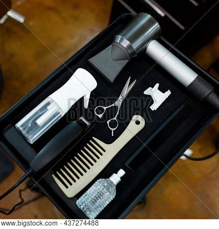 Aerial view of Professional hairdresser kit