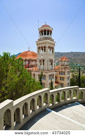 Kirche Agios Nectarios auf Insel Aigina, Griechenland