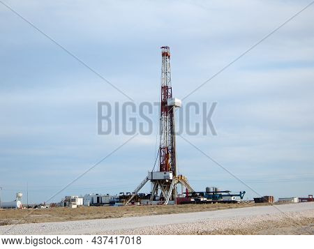 Drilling Rig In The Steppe. Kazakhstan. Mangistau Region. 10 September 2019 Year. Mangistau Region.
