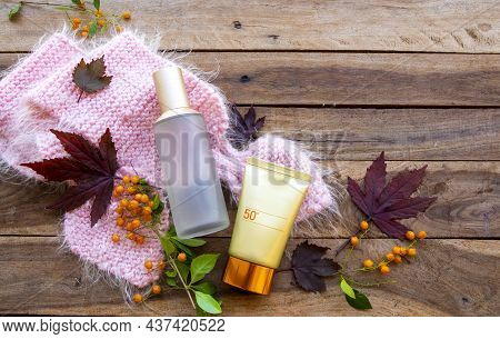 Sunscreen Spf50, Toners Serum Cosmetics Health Care For Skin Face With Knitting Scarf And Meple Leaf
