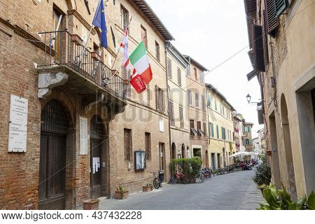 Buonconvento (si), Italy - August 01, 2021: Buonconvento Houses And Village View, Tuscany, Italy