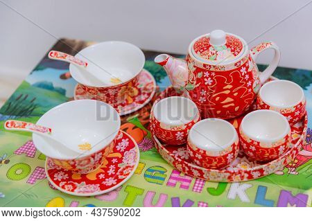 Tea Set Used In A Chinese Wedding Tea Ceremony. Chinese Wedding Tea Ceremony Serving To Elders. The 