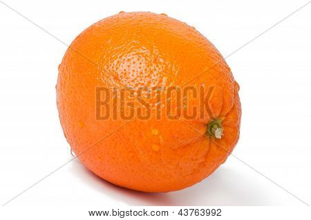Orangen auf weißem Hintergrund