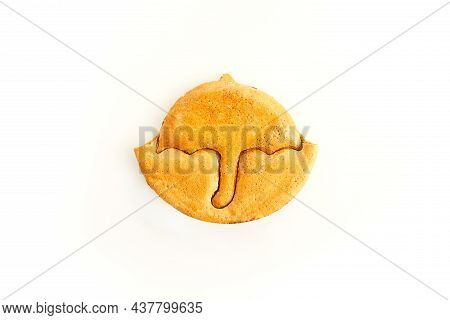 Korean Dalgona Honeycomb Sugar Cookie With Umbrella Shape To Play New Trend Candy Challenge