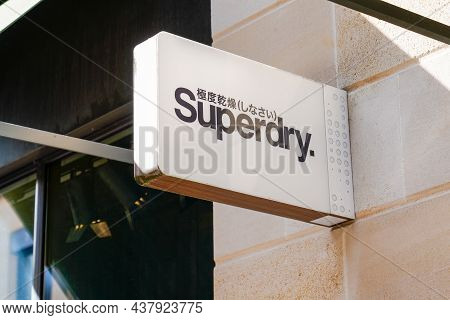 Bordeaux , Aquitaine France - 10 25 2021 : Superdry Logo Sign And Brand Text On Facade Shop Of Briti