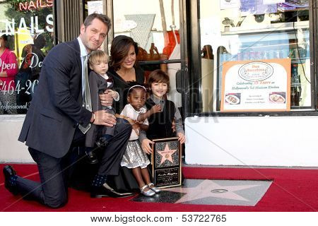 LOS ANGELES - NOV 8:  Mariska Hargitay at the Mariska Hargitay Hollywood Walk of Fame Star Ceremony at Hollywood Blvd on November 8, 2013 in Los Angeles, CA\