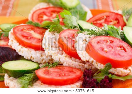 Puffed Rice Crackers Sandwiches