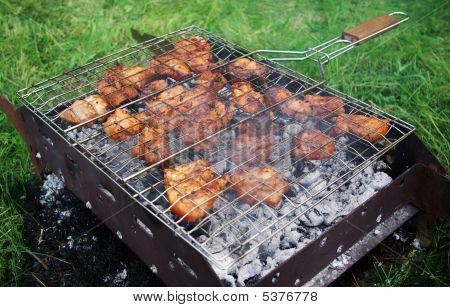Étvágygerjesztő saslik barbecue