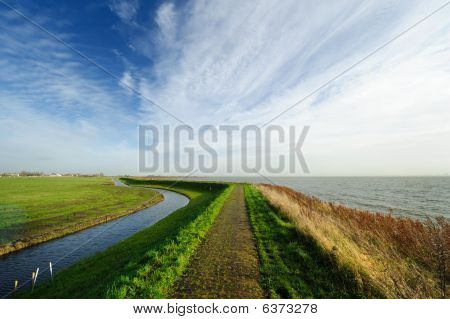 Krajobraz typowy holenderski kraj w Marken