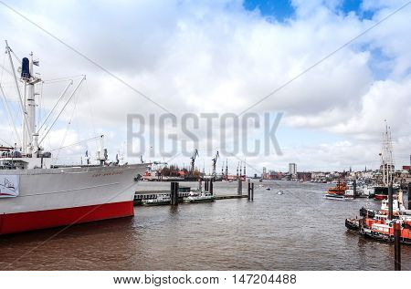 HAMBURG, GERMANY - APRIL 3 : Street view of Cruise ship in the harbor of Hamburg on April 3, 2015, in Hamburg, Germany.