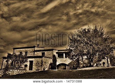 HDR sepia house