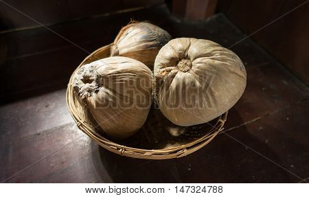 three of dry cocoanut use for cooking Thai food