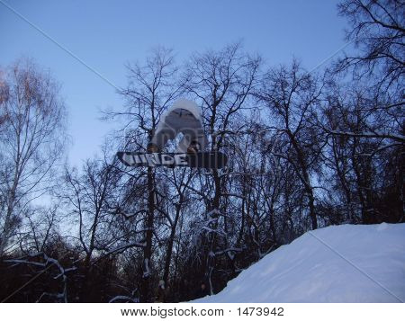 2fly sneeuw snowboard bomen avond mannen 