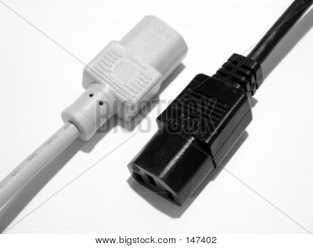 Svart & White Power pluggar