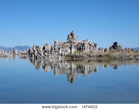 Tufa_Reflection
