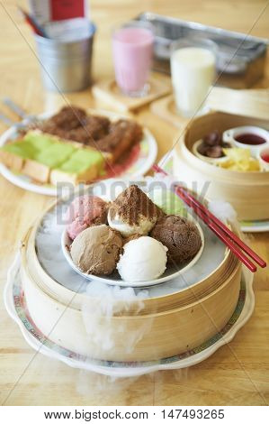 Mixed ice cream scoops in basket chinese style