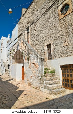 Alleyway. Sammichele di Bari. Puglia. Southern Italy.