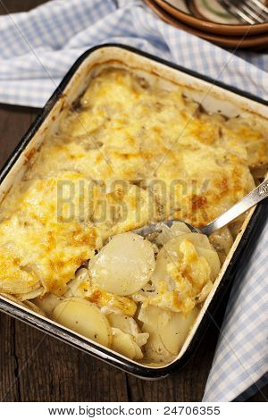 Картофельный гратен Dauphinoise
