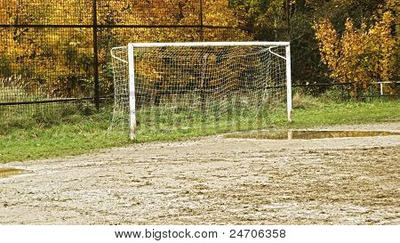 Tom legeplads