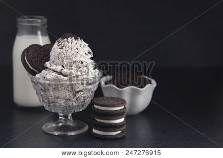 Cookies And Cream Diary Ice Cream Sundae